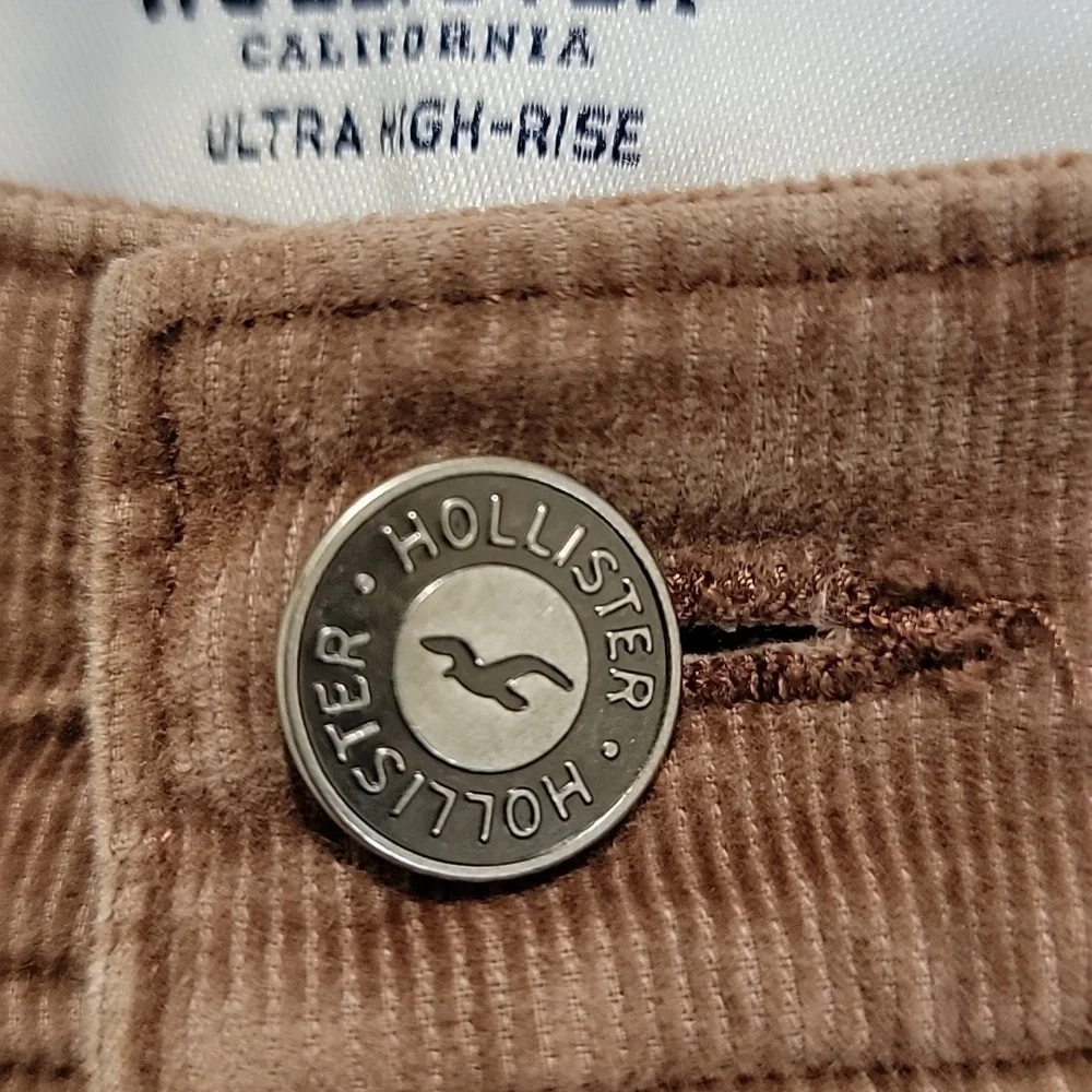 Hollister Brown Ultra High Rise Flare Corduroy Pants Size 1R - Picture 4 of 9